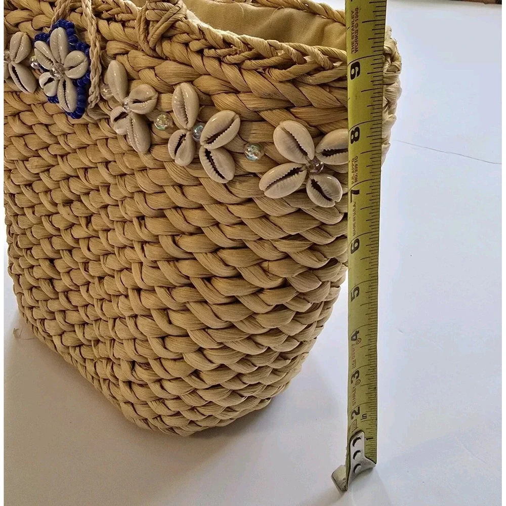 Straw Basket Tote Handbag Shells Lined Resort Golden Girls 80's Retro Beachy GUC